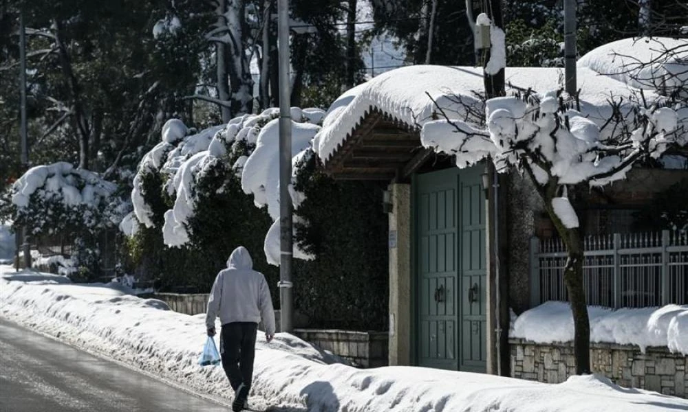 Πέφτει κι άλλο η θερμοκρασία: Οι ψυχρές αέριες μάζες θα παραμείνουν για τουλάχιστον μια εβδομάδα από σήμερα